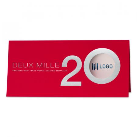 Carte habillée de rouge et d'argent